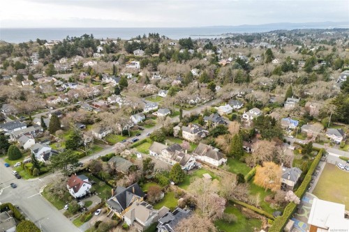 2130 Central Ave, Oak Bay, BC 