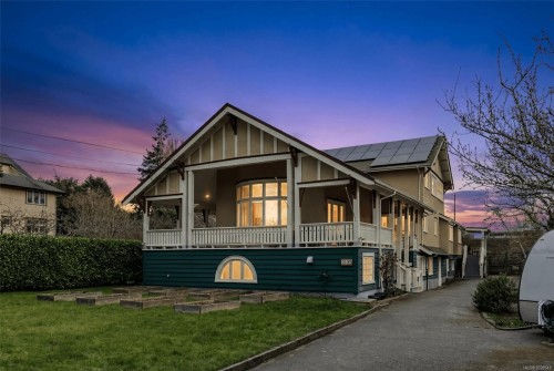 2130 Central Ave, Oak Bay, BC 