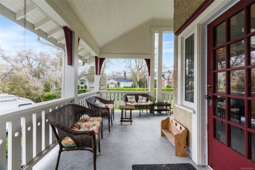 2130 Central Ave, Oak Bay, BC 