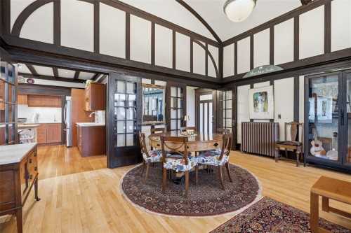 2130 Central Ave, Oak Bay, BC 