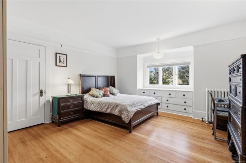 2130 Central Ave, Oak Bay, BC 