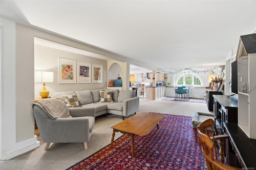 2130 Central Ave, Oak Bay, BC 