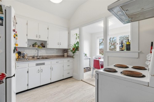 2130 Central Ave, Oak Bay, BC 