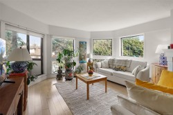 204-1252 Pandora Ave  Victoria, BC V8V 3R4