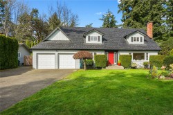 2220 Tashy Pl  Saanich, BC V8N 4R6