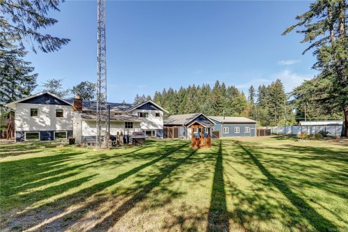 13403 Code Rd, Ladysmith, BC 