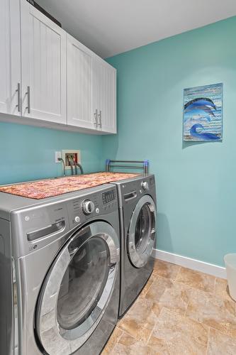 12531 Lewis Bay Road, Boswell, BC - Indoor Photo Showing Laundry Room