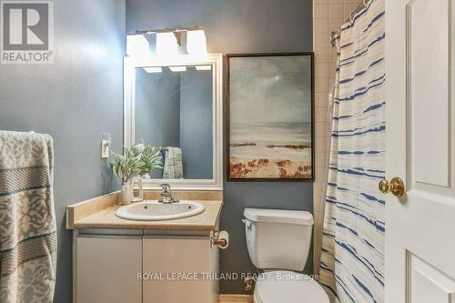 101 - 285 Queens Avenue, London East (East F), ON - Indoor Photo Showing Bathroom