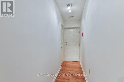 101 - 285 Queens Avenue, London East (East F), ON - Indoor Photo Showing Other Room