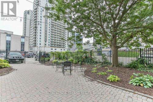101 - 285 Queens Avenue, London East (East F), ON - Outdoor