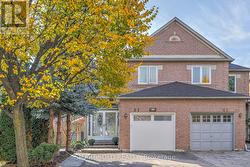 83 FORMOSA DRIVE Richmond Hill, ON L4S 1T1