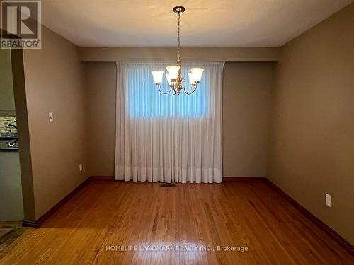 12 Pratt Circle, Markham, ON - Indoor Photo Showing Other Room