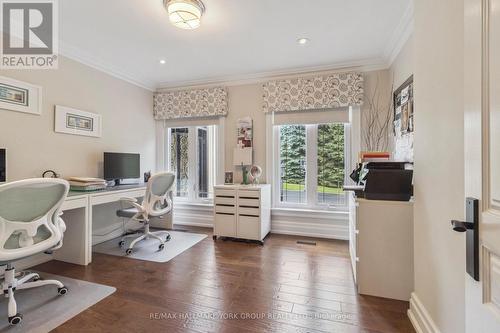 27 Scott Crescent, King, ON - Indoor Photo Showing Office