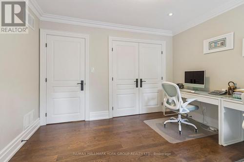 27 Scott Crescent, King, ON - Indoor Photo Showing Office