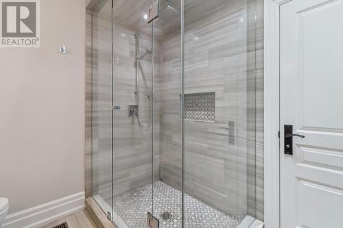 27 Scott Crescent, King, ON - Indoor Photo Showing Bathroom