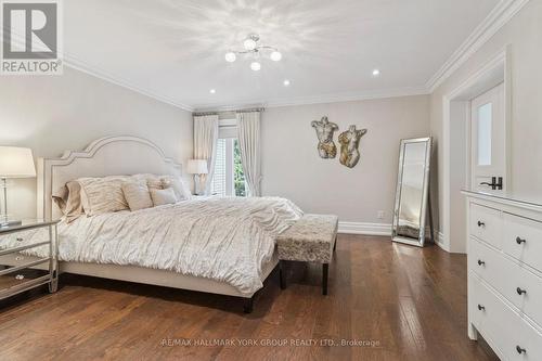 27 Scott Crescent, King, ON - Indoor Photo Showing Bedroom