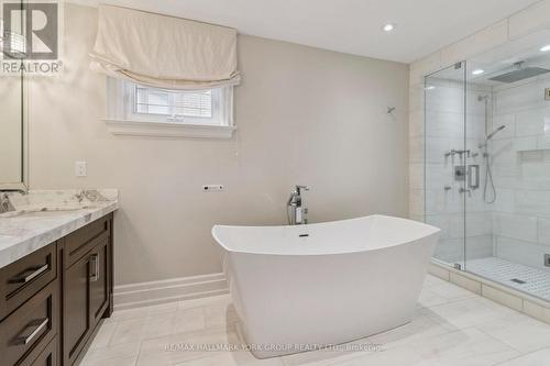 27 Scott Crescent, King, ON - Indoor Photo Showing Bathroom
