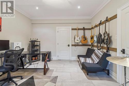 27 Scott Crescent, King, ON - Indoor Photo Showing Office