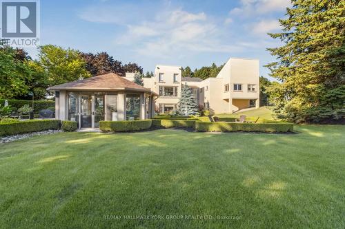 27 Scott Crescent, King, ON - Outdoor