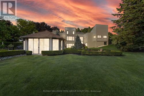 27 Scott Crescent, King, ON - Outdoor