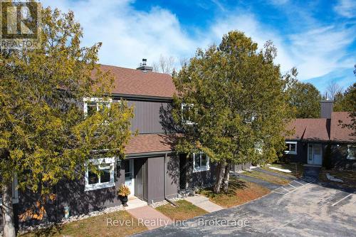 227 - 17 HARBOUR STREET W  Collingwood, ON L9Y 5B4