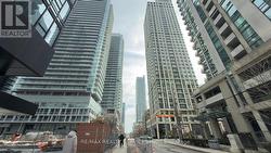 2710 S - 110 BROADWAY AVENUE  Toronto, ON M4P 1V7