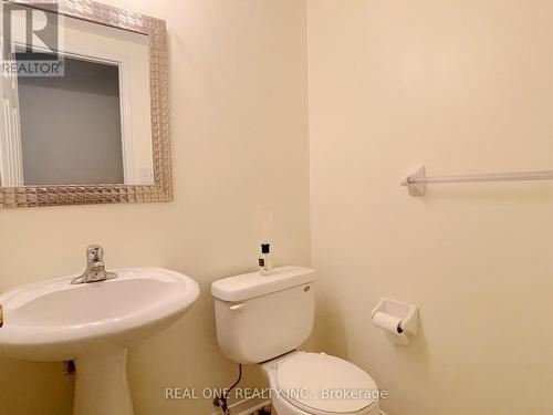 Powder Room - 5302 Palmetto Place, Mississauga, ON - Indoor Photo Showing Bathroom