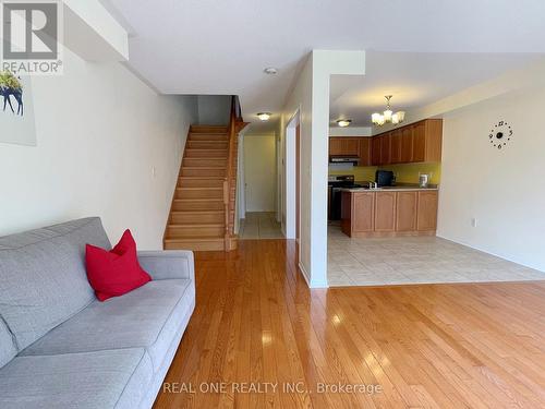 5302 Palmetto Place, Mississauga, ON - Indoor