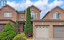 11 BIRCHCLIFFE DRIVE  Brampton, ON L6Z 4T3