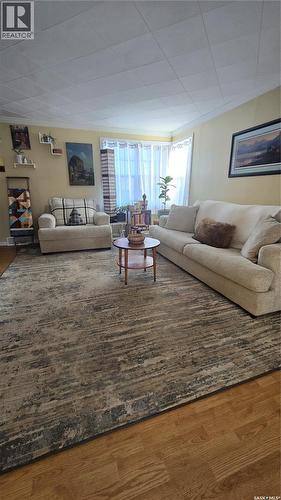 118 Second Street W, Carnduff, SK - Indoor Photo Showing Living Room
