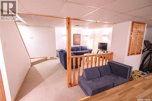 1222 Flexman Crescent N, Regina, SK - Indoor