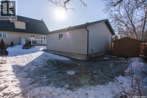 1222 Flexman Crescent N, Regina, SK - Outdoor With Deck Patio Veranda