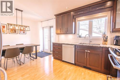 1222 Flexman Crescent N, Regina, SK - Indoor Photo Showing Kitchen