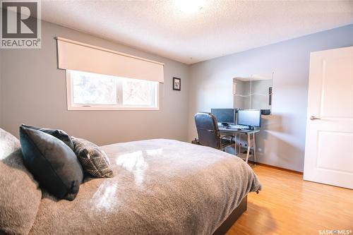 1222 Flexman Crescent N, Regina, SK - Indoor Photo Showing Bedroom