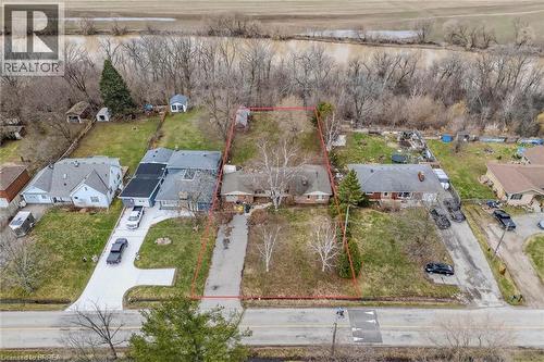 73 BLOSSOM Avenue  Brantford, ON N3T 5L9
