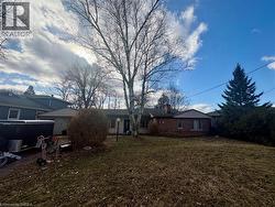 73 BLOSSOM Avenue  Brantford, ON N3T 5L9