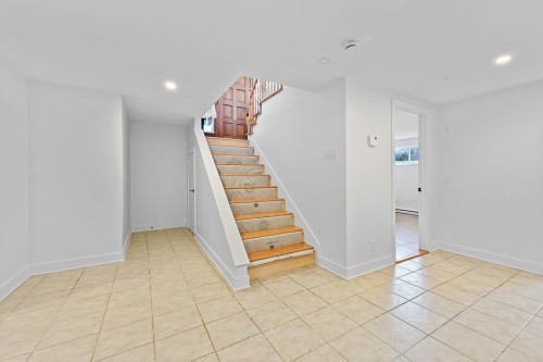 Basement - 25 31E Avenue, Saint-Blaise-Sur-Richelieu, QC - Indoor Photo Showing Other Room