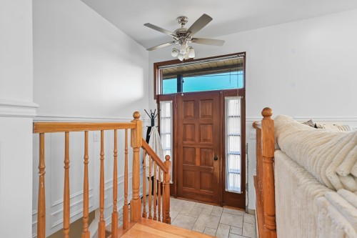 Mud Room - 25 31E Avenue, Saint-Blaise-Sur-Richelieu, QC - Indoor Photo Showing Other Room