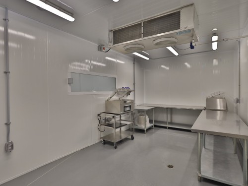 Commerce - 333 Ch. Brosseau, Cowansville, QC - Indoor