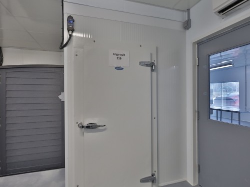 Commerce - 333 Ch. Brosseau, Cowansville, QC - Indoor