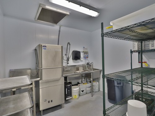 Commerce - 333 Ch. Brosseau, Cowansville, QC - Indoor