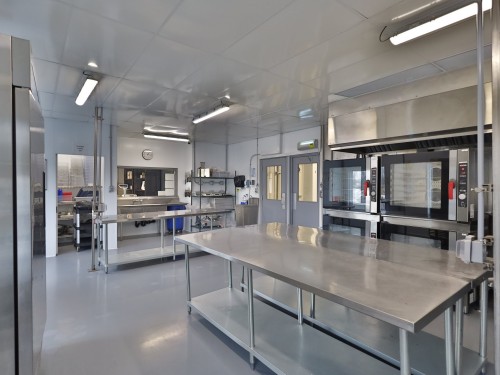 Commerce - 333 Ch. Brosseau, Cowansville, QC - Indoor Photo Showing Other Room