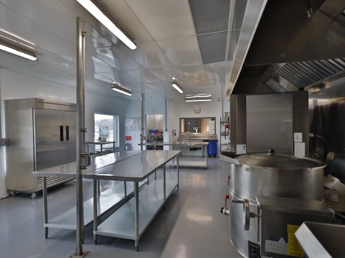 Commerce - 333 Ch. Brosseau, Cowansville, QC - Indoor Photo Showing Other Room