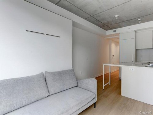 Salon - 1311-360 Rue Mayor, Montréal (Ville-Marie), QC - Indoor