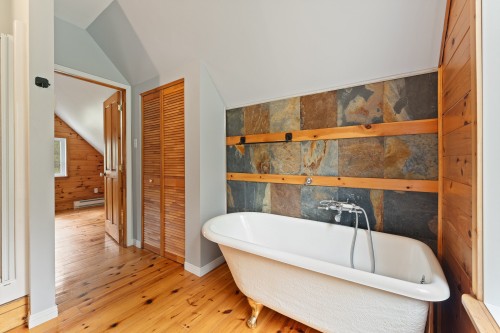 Bathroom - 1975 Rue De La Montagne, Saint-Denis-De-Brompton, QC - Indoor Photo Showing Bathroom