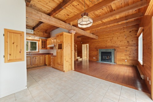 Dining Room - 1975 Rue De La Montagne, Saint-Denis-De-Brompton, QC - Indoor With Fireplace
