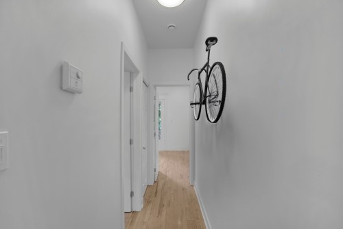 Passageway - 102-4781 Rue St-Ambroise, Montréal (Le Sud-Ouest), QC - Indoor Photo Showing Other Room