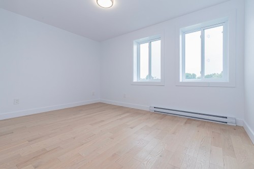 Bedroom - 932 Mtée Champagne, Laval (Sainte-Dorothée), QC - Indoor Photo Showing Other Room