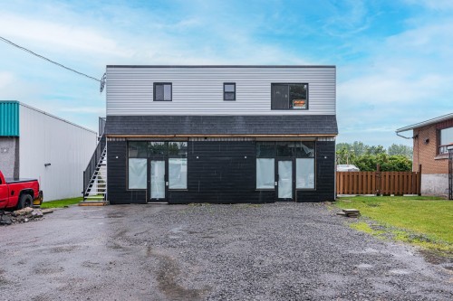 Front of Structure - 932 Mtée Champagne, Laval (Sainte-Dorothée), QC - Outdoor