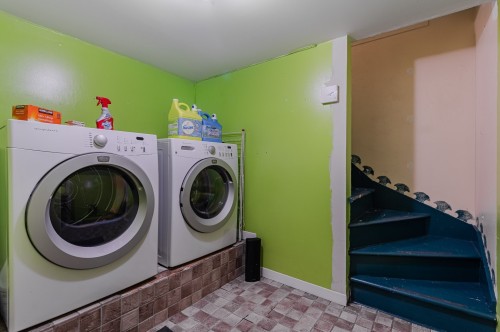 Salle de lavage - 1238 Rue Alexandre-Desève, Montréal (Ville-Marie), QC - Indoor Photo Showing Laundry Room
